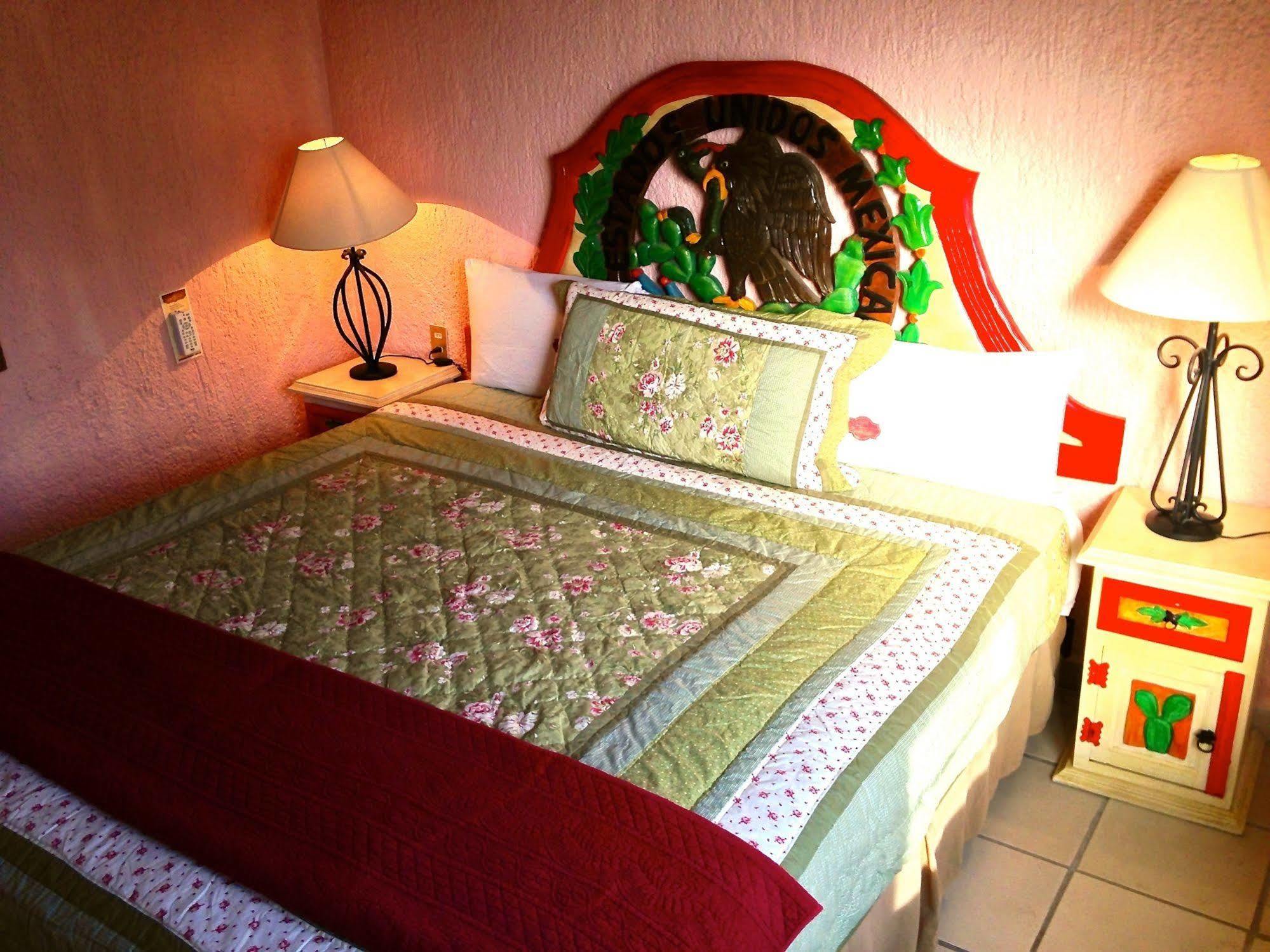 טונאלה Hotel Mi Pueblito מראה חיצוני תמונה