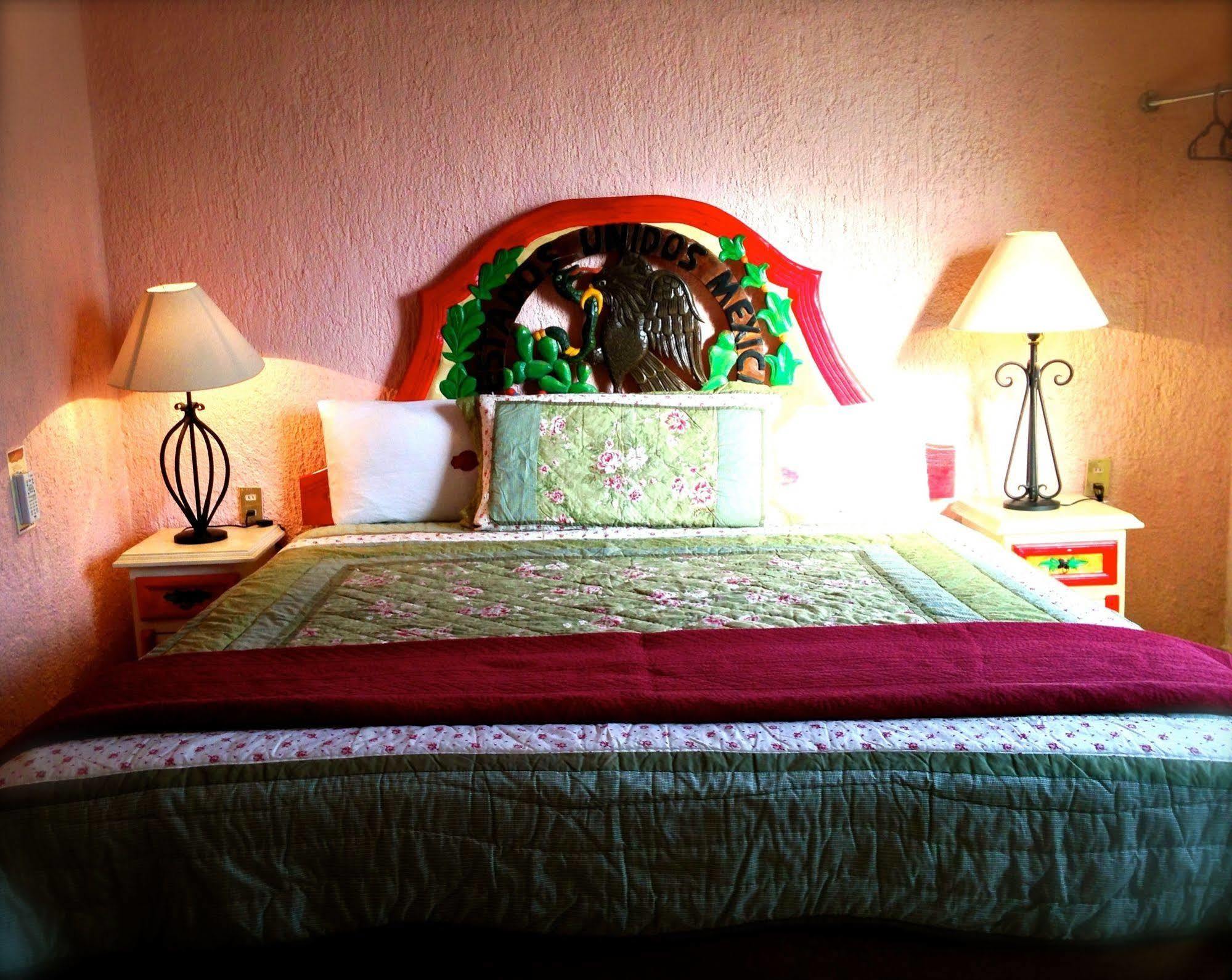 טונאלה Hotel Mi Pueblito מראה חיצוני תמונה