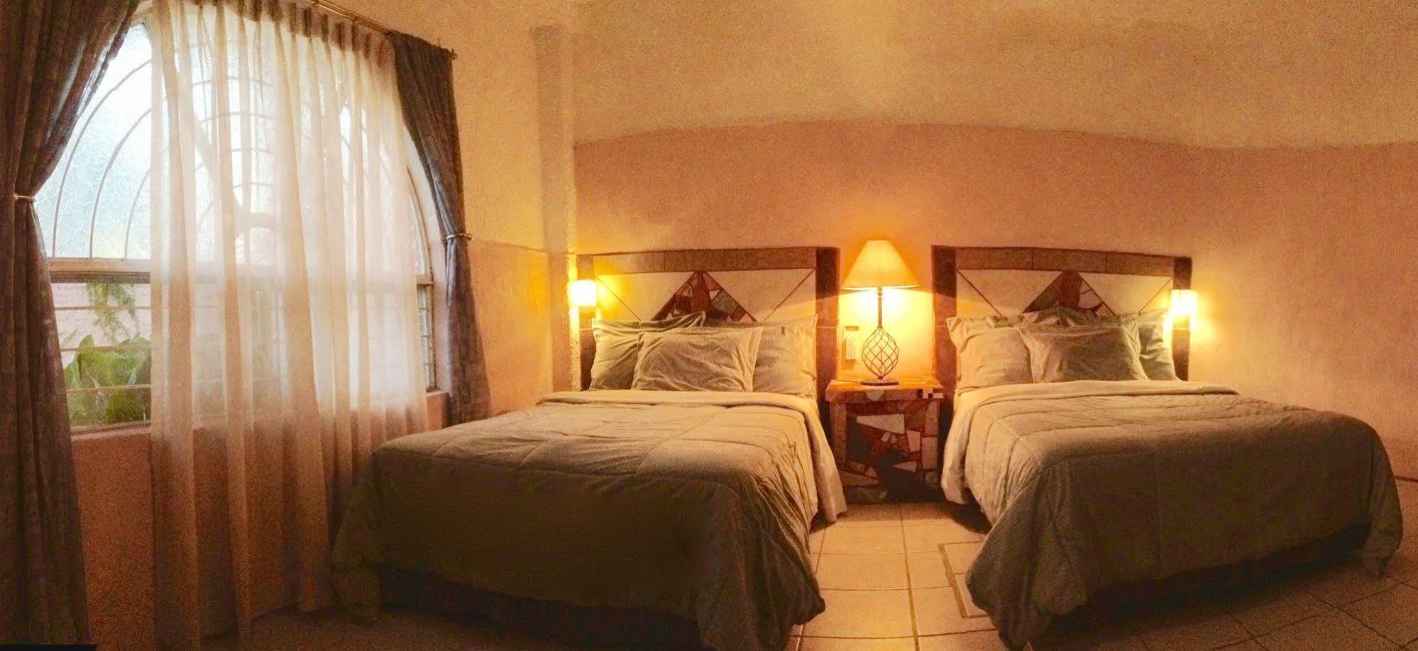 טונאלה Hotel Mi Pueblito מראה חיצוני תמונה